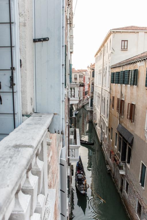 Appartement Ca Foscarini 1 à Venise Extérieur photo
